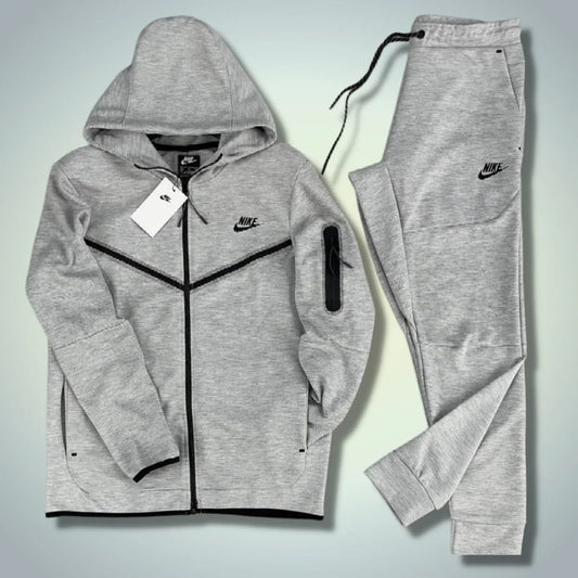 Σετ Nike Tech Fleece Γκρι