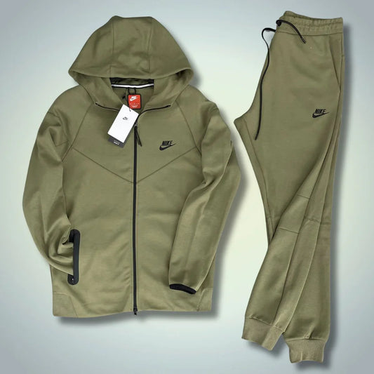 Σετ Nike Tech Fleece Λαδί